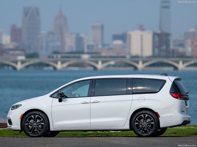 chrysler pacifica pic #206713
