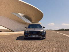 S-Class photo #208092