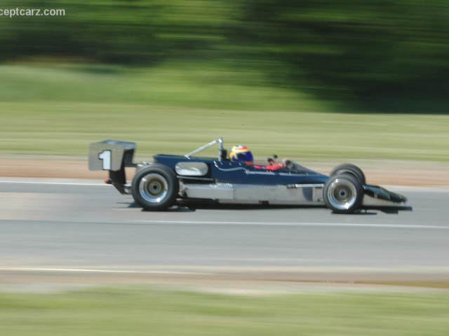 lola t240 pic #23850