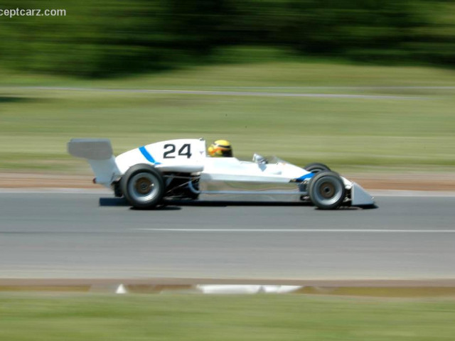 lola t360 pic #23867