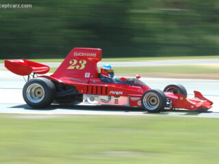 Lola T332 Formula 5000