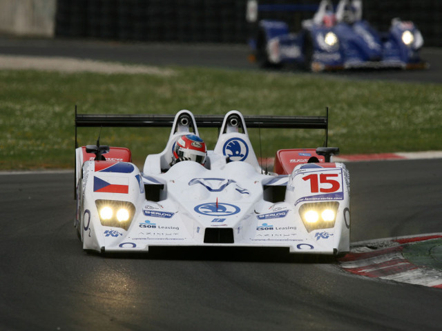 lola b07/10 pic #55323