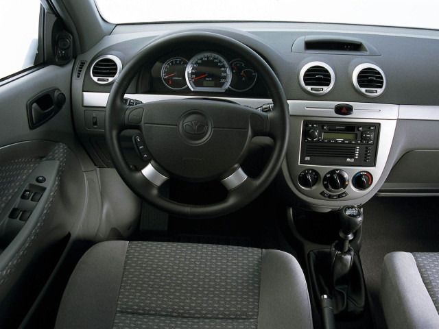 daewoo lacetti cdx pic #15687