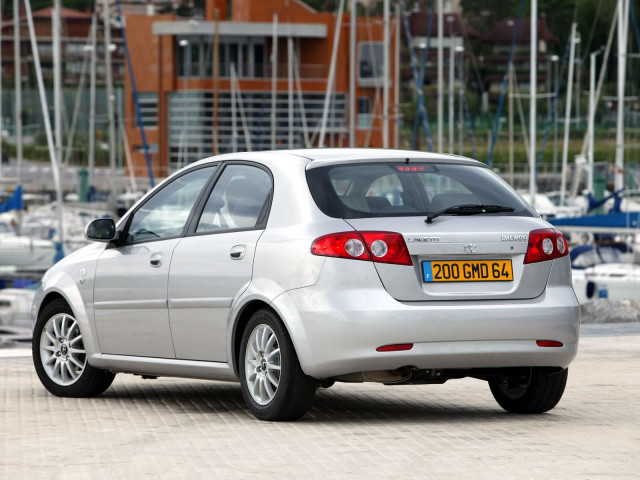 daewoo lacetti cdx pic #15697