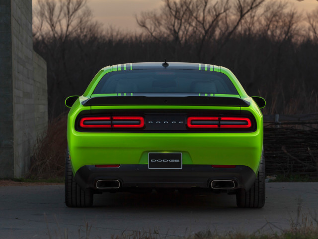 dodge challenger pic #116924