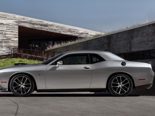 dodge challenger shaker pic #136885