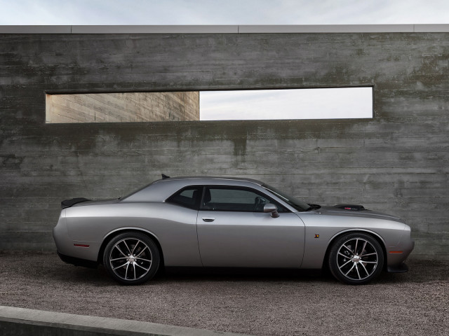 dodge challenger shaker pic #136886