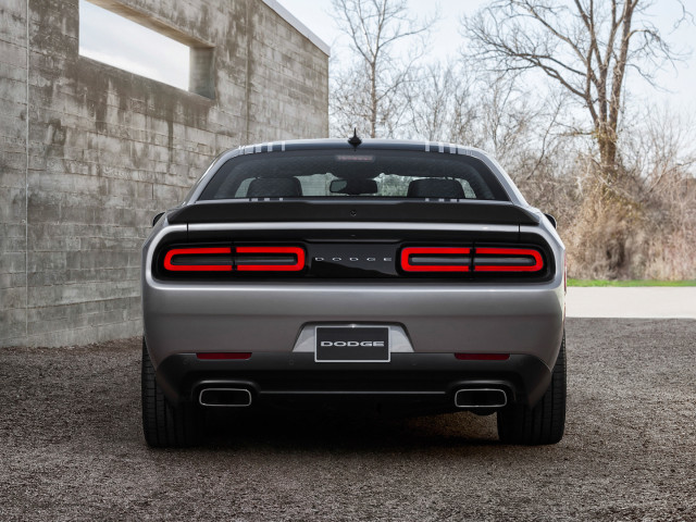 dodge challenger shaker pic #136913