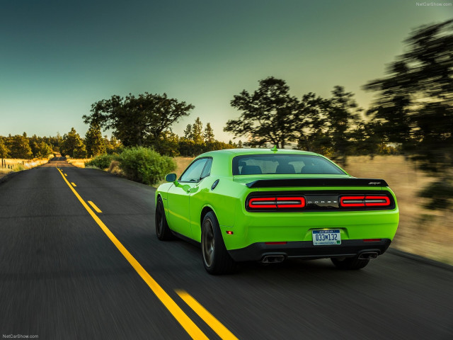 dodge challenger srt hellcat pic #143614