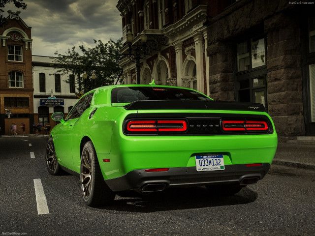 dodge challenger srt hellcat pic #143615