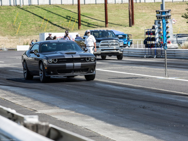 dodge challenger srt hellcat pic #143623