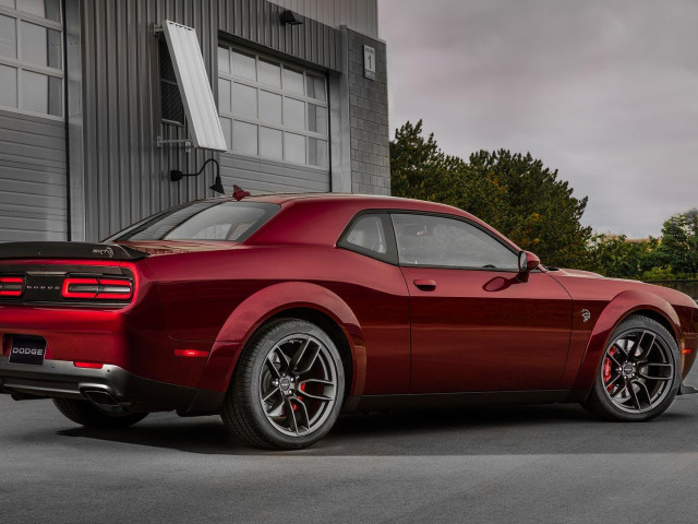 dodge challenger srt hellcat pic #178990