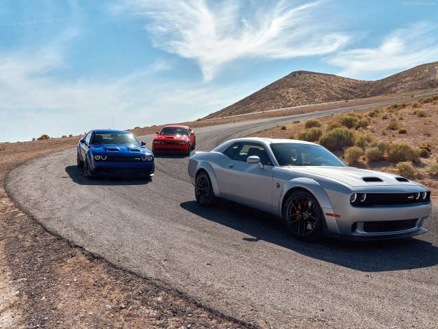 dodge challenger srt hellcat pic #189256