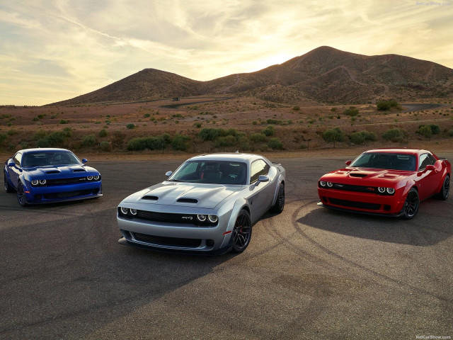 dodge challenger srt hellcat pic #189258