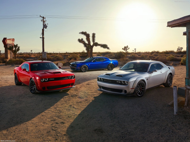 dodge challenger srt hellcat pic #189259