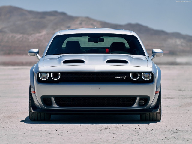 dodge challenger srt hellcat pic #189261