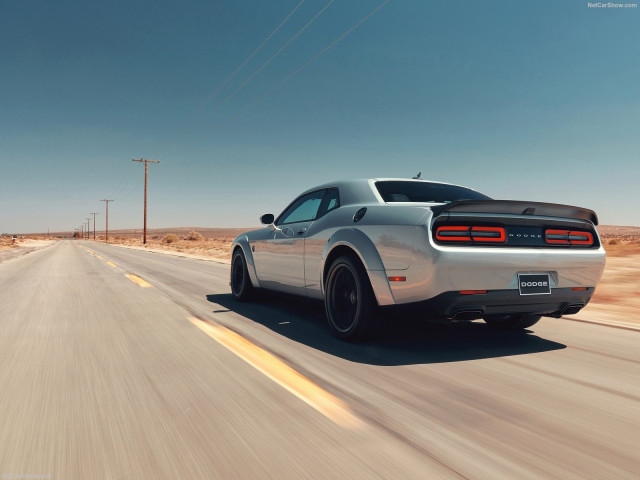 dodge challenger srt hellcat pic #189263