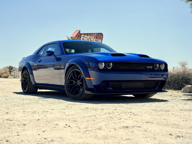 dodge challenger srt hellcat pic #189268