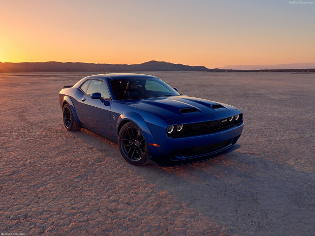 dodge challenger srt hellcat pic #189269