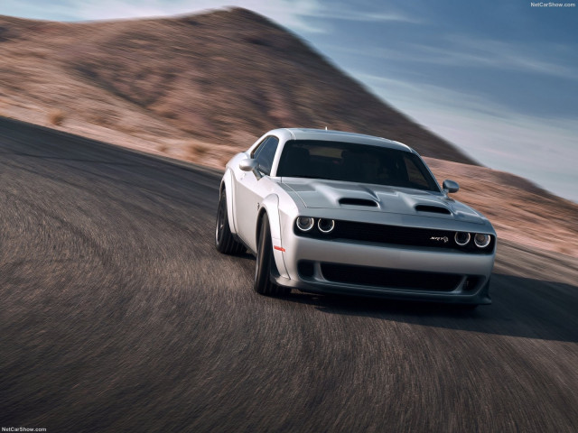 dodge challenger srt hellcat pic #189276