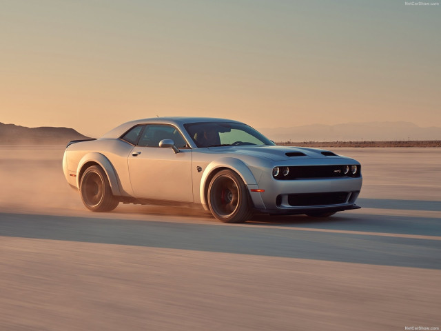 dodge challenger srt hellcat pic #189277