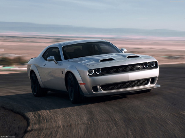 dodge challenger srt hellcat pic #189278