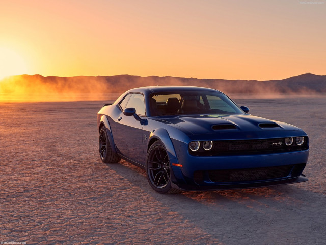 dodge challenger srt hellcat pic #189280