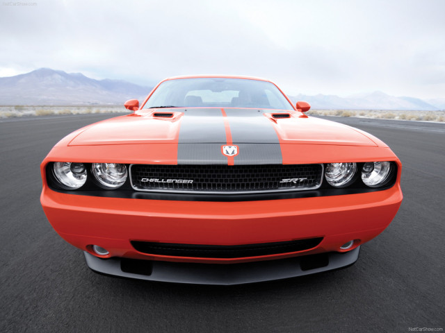 dodge challenger srt8 pic #52095