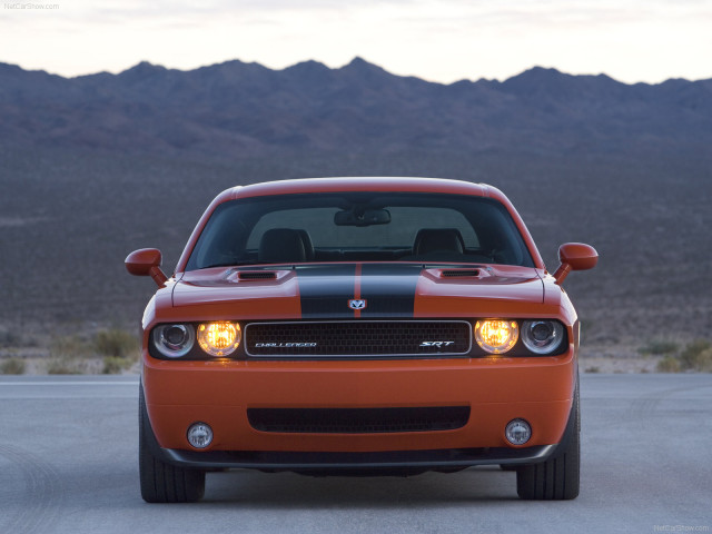 dodge challenger srt8 pic #52098