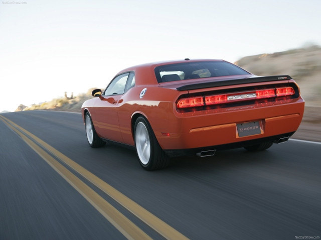 dodge challenger srt8 pic #52099