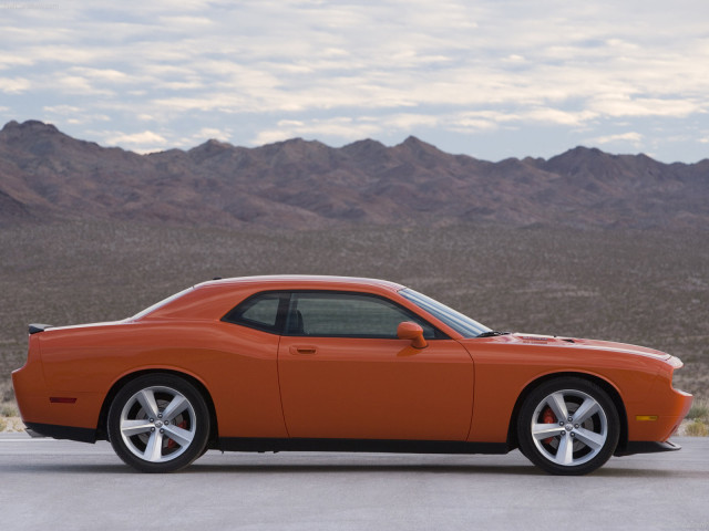 dodge challenger srt8 pic #52102