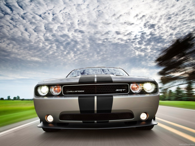 dodge challenger srt8 392 pic #83724