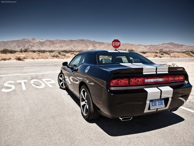 dodge challenger srt8 392 pic #83726