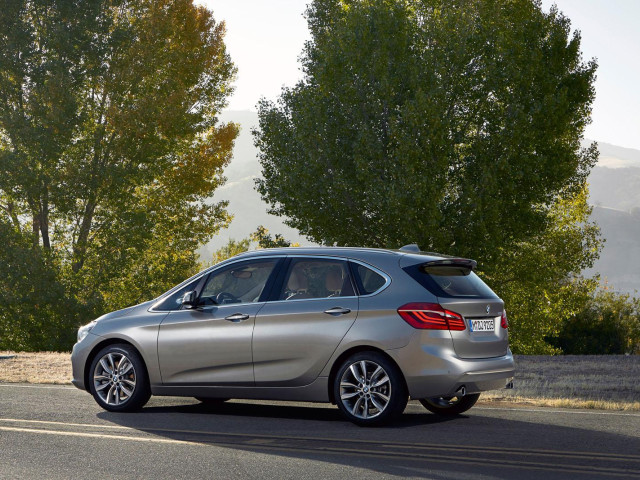 bmw 2-series active tourer pic #109047