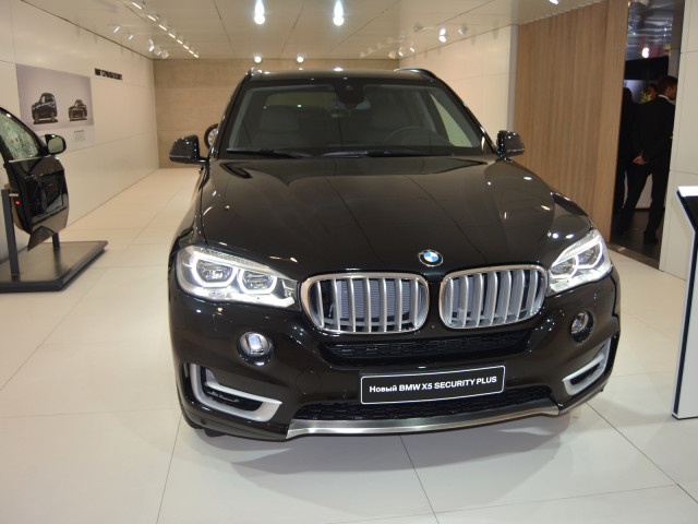 bmw x5 security plus pic #128050