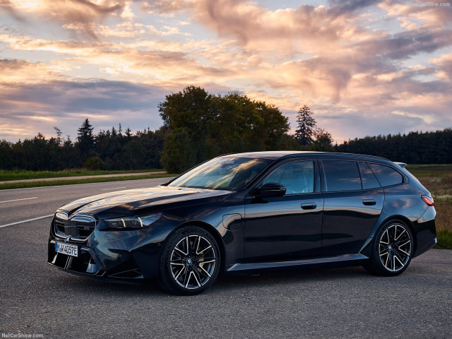 bmw m5 touring pic #205870