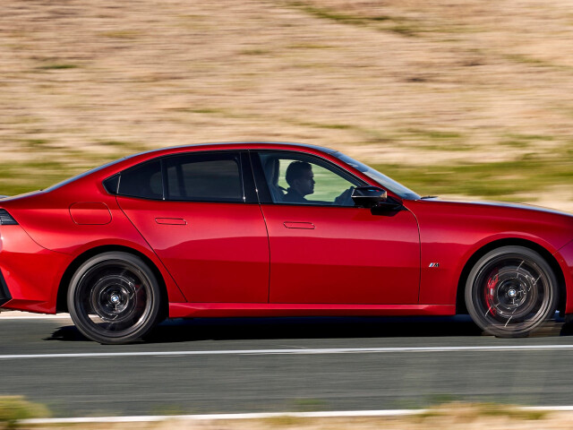 BMW 3-series VIII photo 210820
