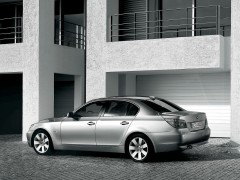 BMW 5-series E60 pic