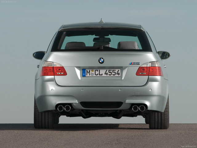 bmw m5 touring pic #40835