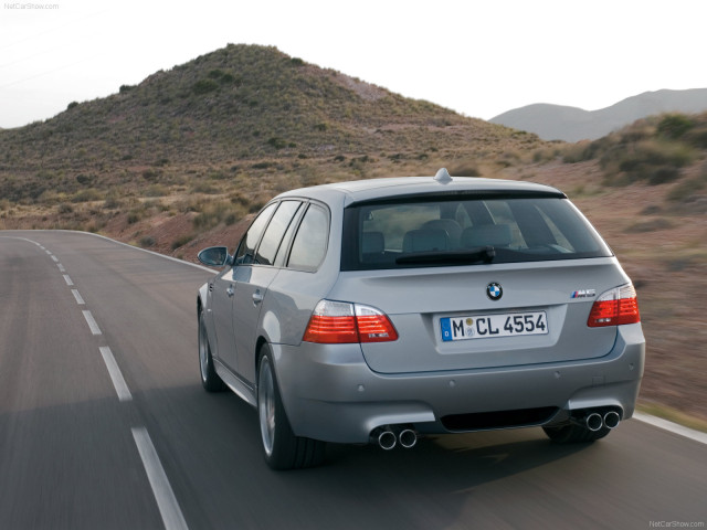 bmw m5 touring pic #40837