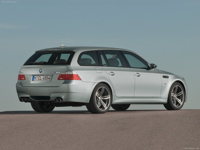 bmw m5 touring pic #40839