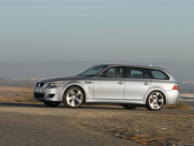 bmw m5 touring pic #40843