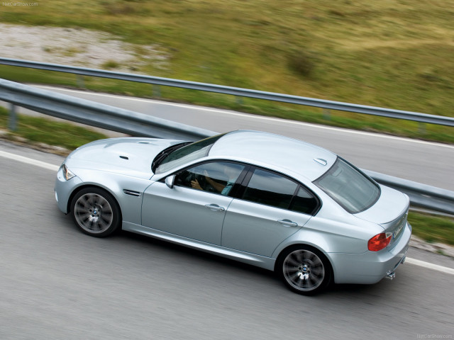 bmw m3 e90 sedan pic #48104