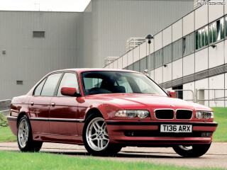 BMW 7-series III (E38)
