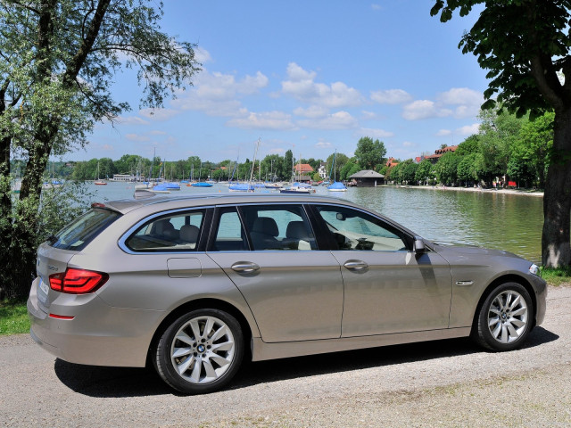 bmw 5-series touring pic #74126