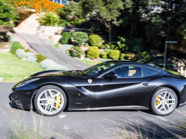 ferrari f12 berlinetta pic #172074