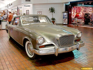 Studebaker GT Hawk