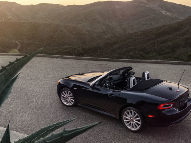 fiat 124 spider pic #164025