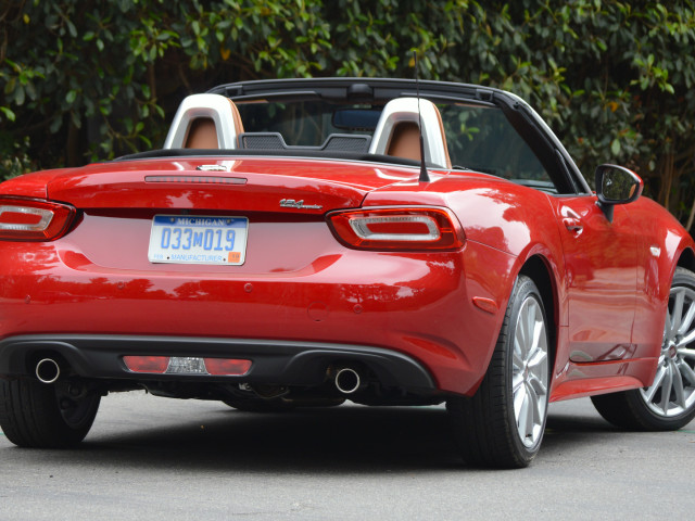 fiat 124 spider pic #165301