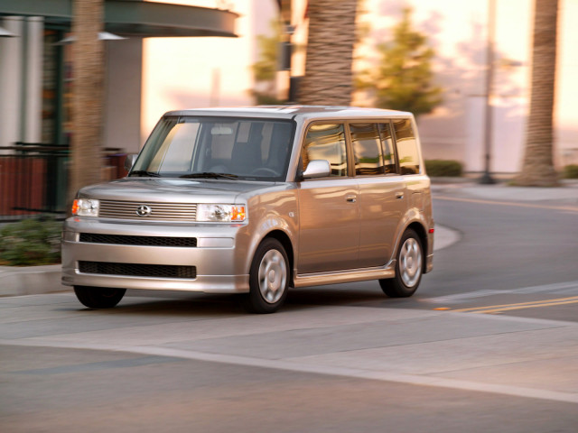 scion xb pic #8192